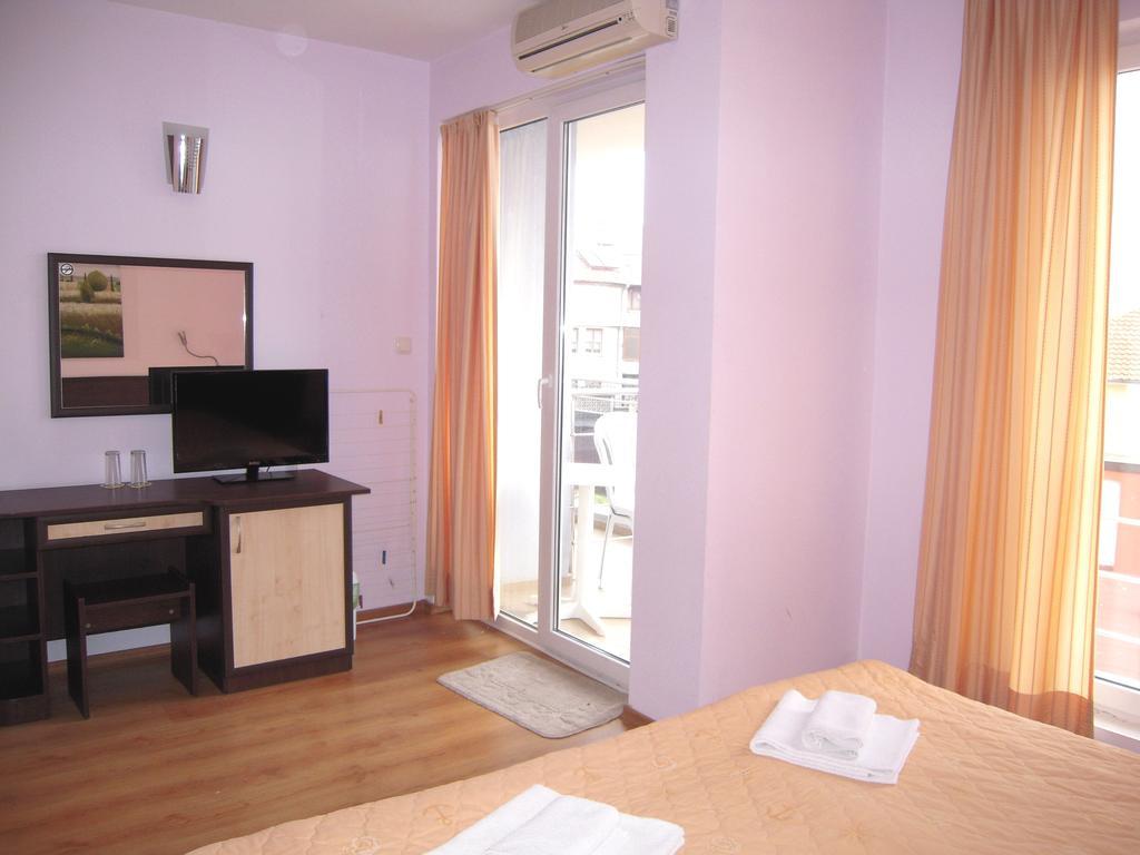 Bona Dea Club Hotel Sveti Vlas Bilik gambar
