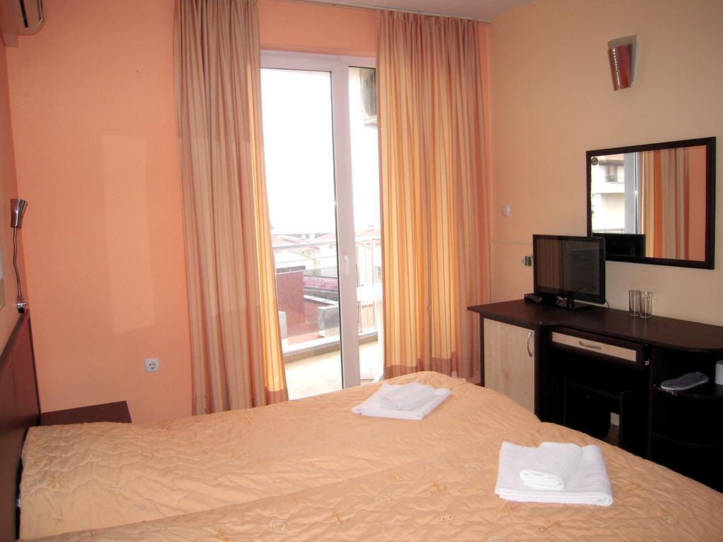 Bona Dea Club Hotel Sveti Vlas Bilik gambar