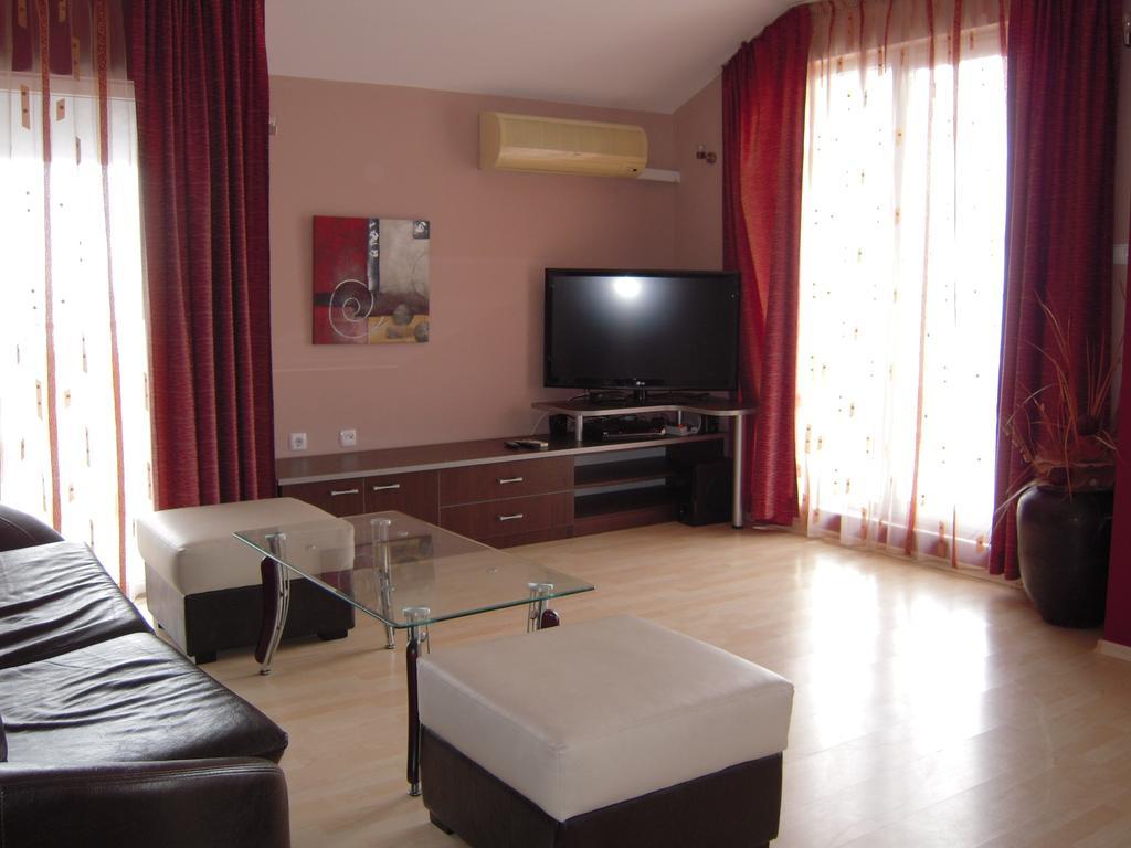 Bona Dea Club Hotel Sveti Vlas Bilik gambar