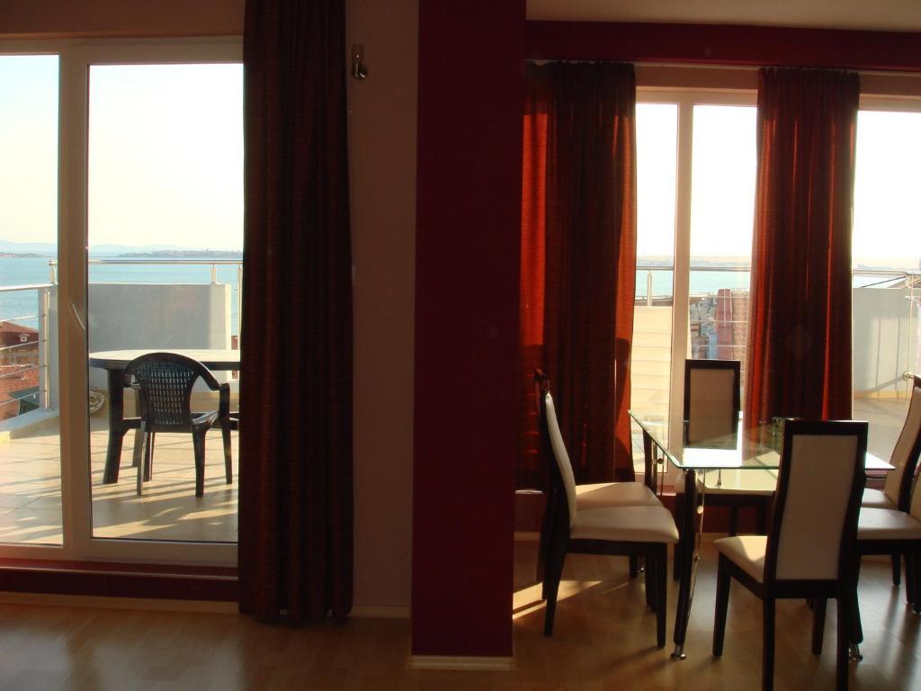 Bona Dea Club Hotel Sveti Vlas Bilik gambar