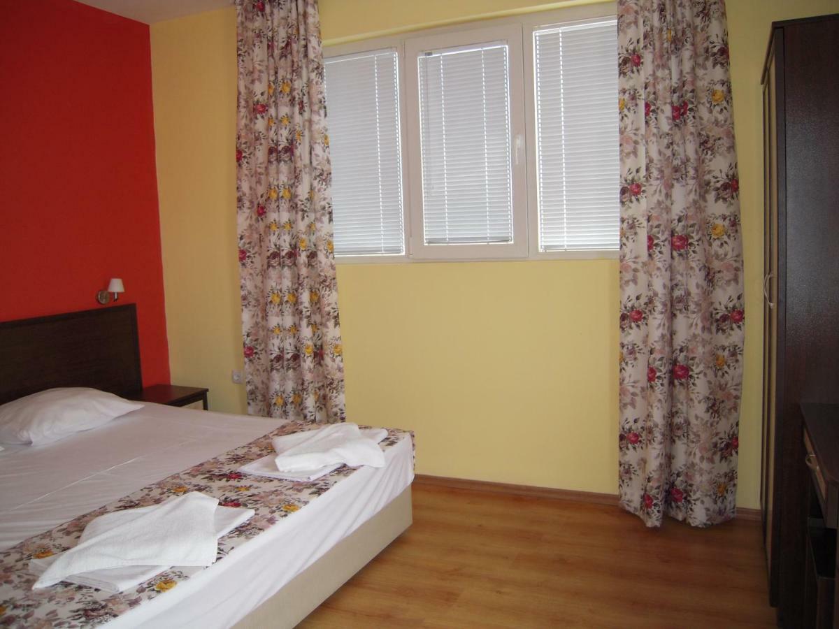 Bona Dea Club Hotel Sveti Vlas Luaran gambar