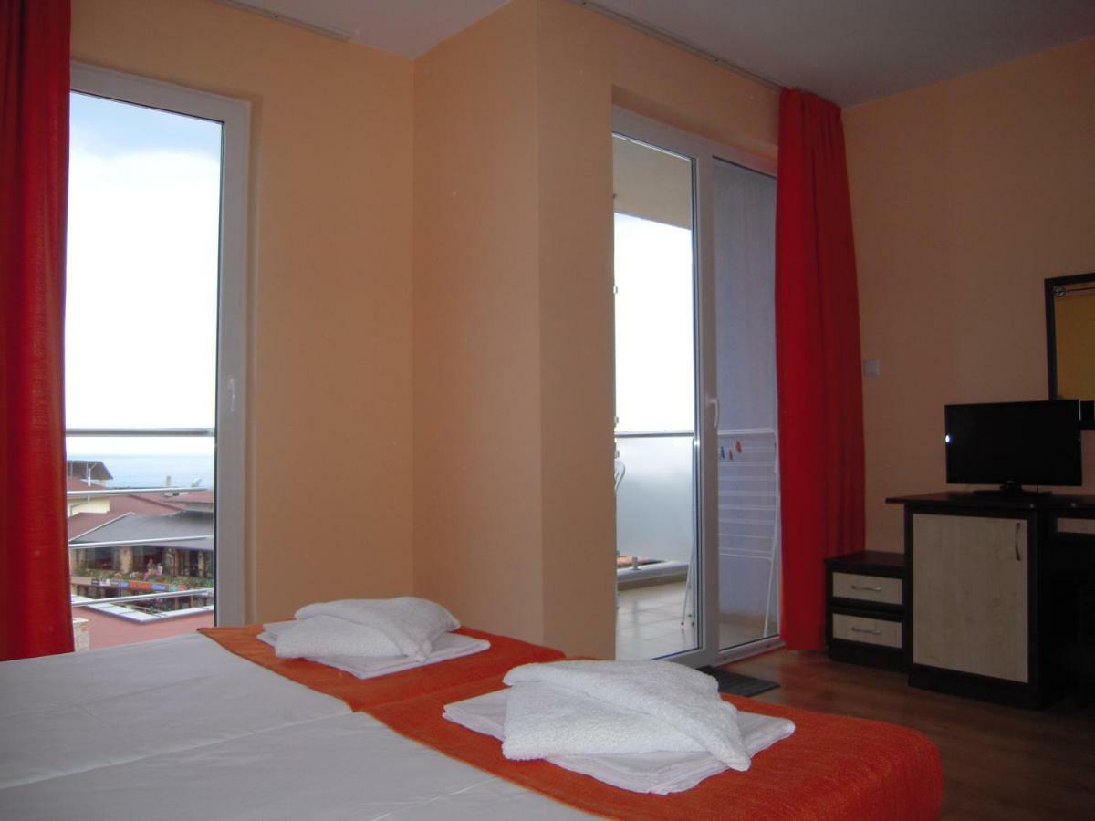 Bona Dea Club Hotel Sveti Vlas Luaran gambar