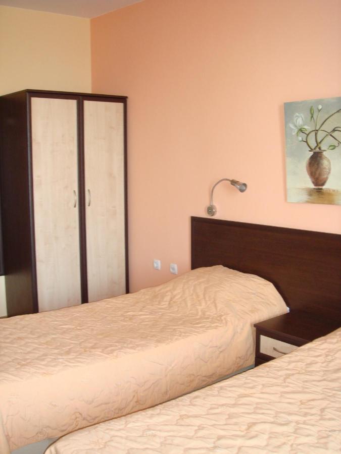 Bona Dea Club Hotel Sveti Vlas Bilik gambar